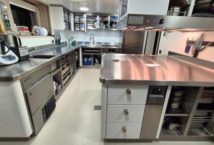 PHOTO 2025 11 14 20 19 24 2